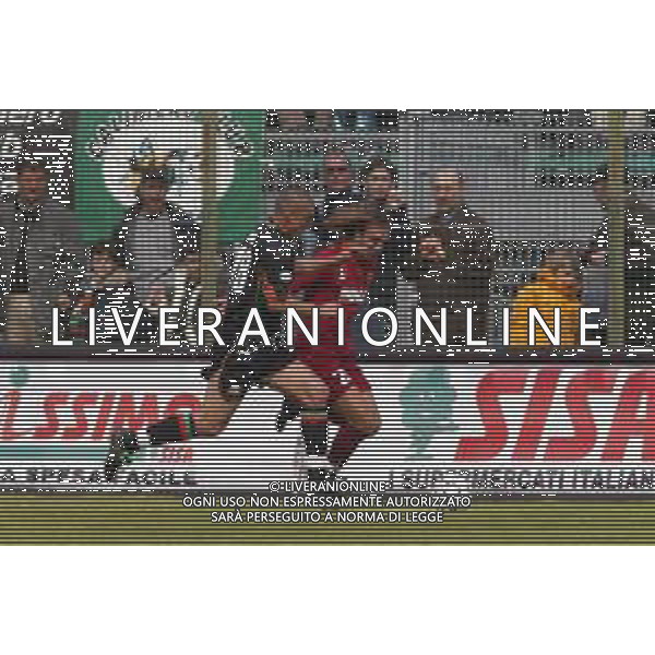 07-04-2002 VENEZIA-CAMPIONATO DI CALCIO SERIE A VENEZIA -ROMA 2-2 NELLA FOTO GABRIEL BATISTUTA E FABIO BILICA AG ALDO LIVERANI SAS