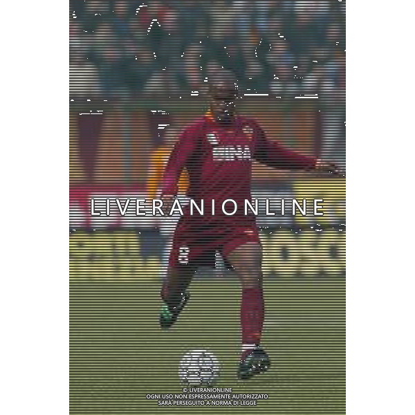 07-04-2002 VENEZIA-CAMPIONATO DI CALCIO SERIE A VENEZIA -ROMA 2-2 NELLA FOTO MARCOS ASSUNCAO AG ALDO LIVERANI SAS