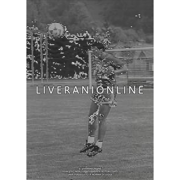 NEG- 1989 MEZZANO DI PRIMIERO RITIRO ESTIVO BARI CALCIO NELLA FOTO CARLO PERRONE AG ALDO LIVERANI SAS