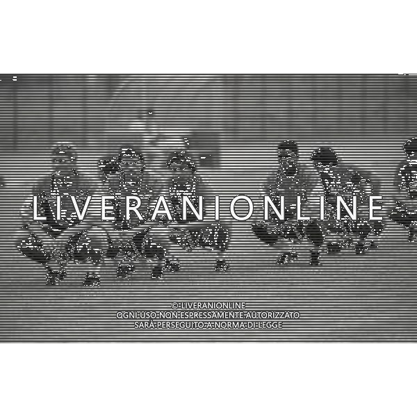 NEG- 1989 MEZZANO DI PRIMIERO RITIRO ESTIVO BARI CALCIO NELLA FOTO MASSIMO CARRERA---------LORENZO E GERSON AG ALDO LIVERANI SAS