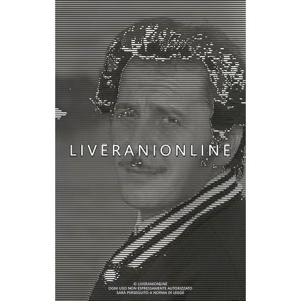 NEG-RETROSPETTIVA DOMENICO MODUGNO CANTANTE NELLA FOTO DOMENICO MODUGNO NEL 1967 AG ALDO LIVERANI SAS