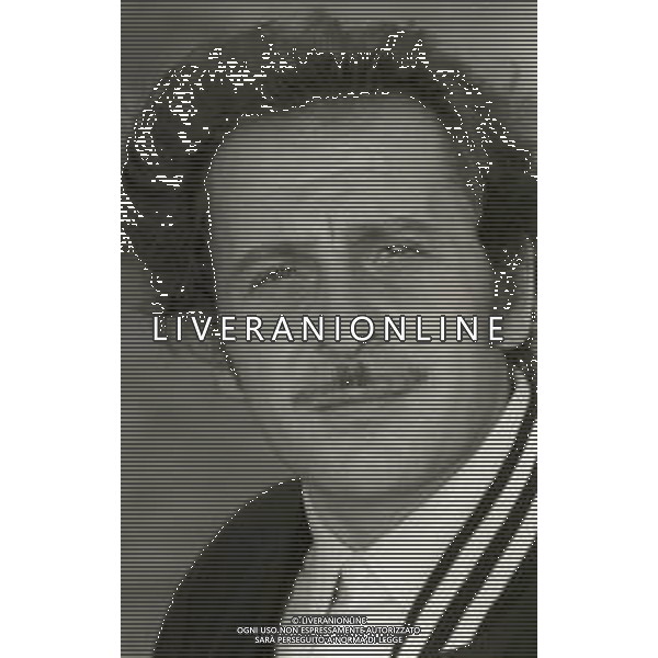 NEG-RETROSPETTIVA DOMENICO MODUGNO CANTANTE NELLA FOTO DOMENICO MODUGNO NEL 1967 AG ALDO LIVERANI SAS