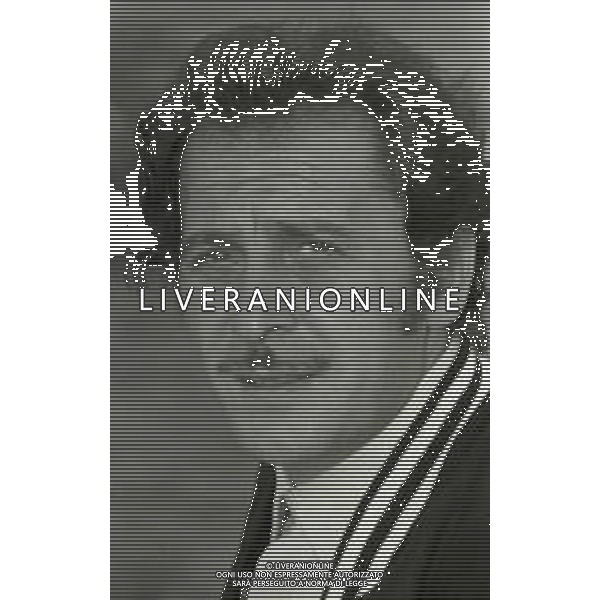 NEG-RETROSPETTIVA DOMENICO MODUGNO CANTANTE NELLA FOTO DOMENICO MODUGNO NEL 1967 AG ALDO LIVERANI SAS