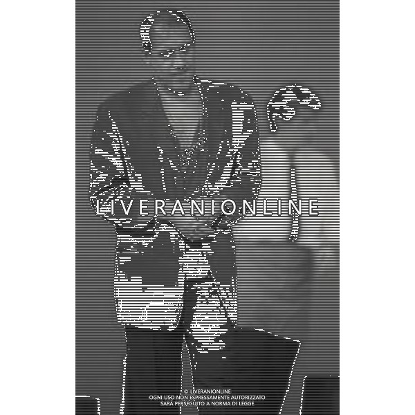NEG-RETROSPETTIVA ADRIANO CELENTANO ATTORE CANTANTE  NELLA FOTO ADRIANO CELENTANO NELL\'ANNO 1991 NELLA TRASMISSIONE TELEVISIVA “NOTTE ROCK“  AG ALDO LIVERANI SAS 