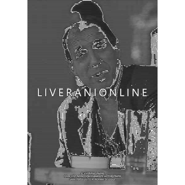 NEG-RETROSPETTIVA ADRIANO CELENTANO ATTORE CANTANTE  NELLA FOTO ADRIANO CELENTANO NELL\'ANNO 1991 NELLA TRASMISSIONE TELEVISIVA “NOTTE ROCK“  AG ALDO LIVERANI SAS 