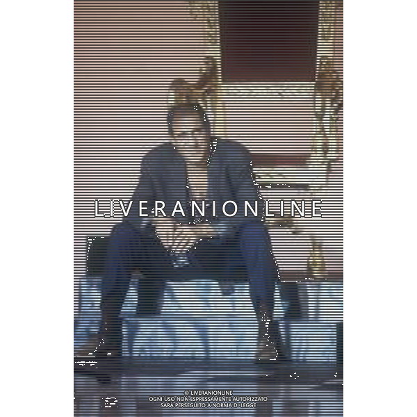 DIAP-RETROSPETTIVA ADRIANO CELENTANO ATTORE CANTANTE  NELLA FOTO ADRIANO CELENTANO NELL\'ANNO 1991 NELLA TRASMISSIONE TELEVISIVA “NOTTE ROCK“  AG ALDO LIVERANI SAS 