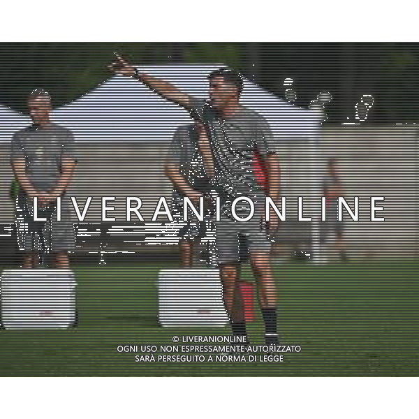 TVRG Primo allenamento Milan nella foto Paulo Fonseca allenatore Milan Carnago (VA) 08-07-2024 Primo allenamento del Milan presso il centro sportivo Milanello in preparazione della stagione 2024-2025 foto Roberto Garavaglia/Agenzia Aldo Liverani sas