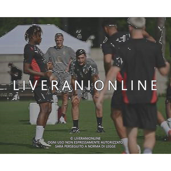 TVRG Primo allenamento Milan nella foto Paulo Fonseca allenatore Milan Carnago (VA) 08-07-2024 Primo allenamento del Milan presso il centro sportivo Milanello in preparazione della stagione 2024-2025 foto Roberto Garavaglia/Agenzia Aldo Liverani sas