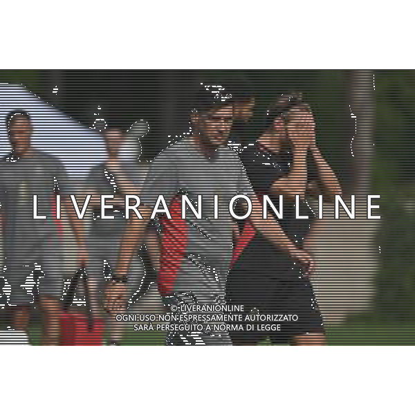 TVRG Primo allenamento Milan nella foto Paulo Fonseca allenatore Milan Carnago (VA) 08-07-2024 Primo allenamento del Milan presso il centro sportivo Milanello in preparazione della stagione 2024-2025 foto Roberto Garavaglia/Agenzia Aldo Liverani sas