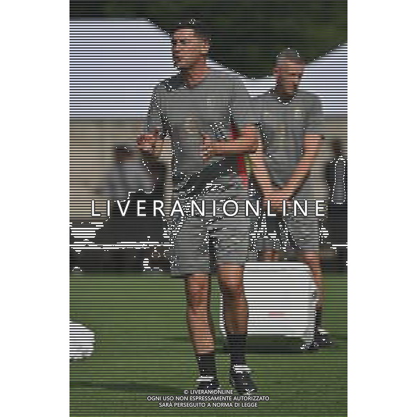 TVRG Primo allenamento Milan nella foto Paulo Fonseca allenatore Milan Carnago (VA) 08-07-2024 Primo allenamento del Milan presso il centro sportivo Milanello in preparazione della stagione 2024-2025 foto Roberto Garavaglia/Agenzia Aldo Liverani sas