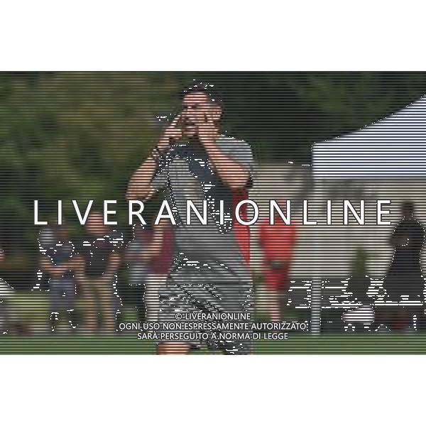 TVRG Primo allenamento Milan nella foto Paulo Fonseca allenatore Milan Carnago (VA) 08-07-2024 Primo allenamento del Milan presso il centro sportivo Milanello in preparazione della stagione 2024-2025 foto Roberto Garavaglia/Agenzia Aldo Liverani sas