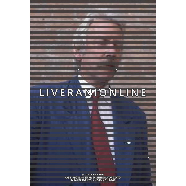 DIAP-RETROSPETTIVA DONALD SUTHERLAND ATTORE NELLA FOTO DONALD SUTHERLAND AL FESTIVAL DEL CINEMA A VENEZIA NELL\'ANNO 1986 AG ALDO LIVERANI SAS 