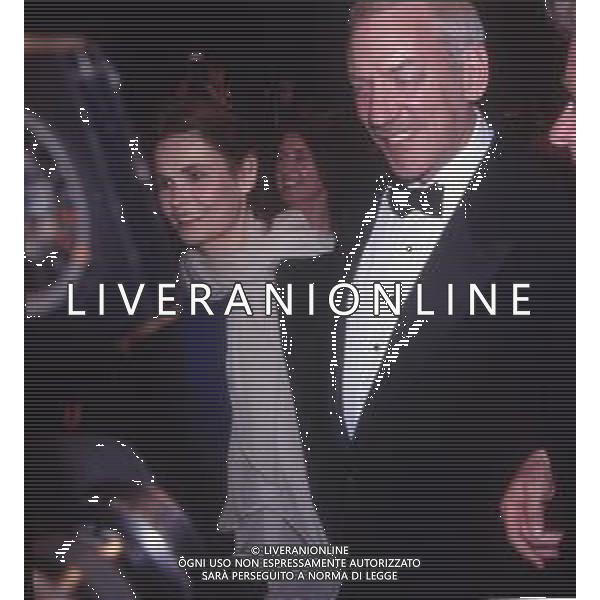 DIAP-RETROSPETTIVA DONALD SUTHERLAND ATTORE NELLA FOTO DONALD SUTHERLAND CON FRANCINE RACETTE AL FESTIVAL INTERNAZIONALE DEL CINEMA DI CANNES NELL\'ANNO 1989 AG ALDO LIVERANI SAS