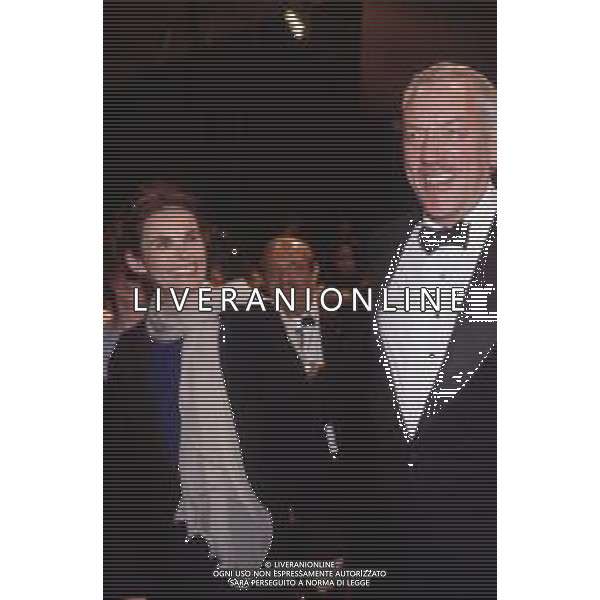 DIAP-RETROSPETTIVA DONALD SUTHERLAND ATTORE NELLA FOTO DONALD SUTHERLAND CON LA MOGLIE FRANCINE RACETTE  AG ALDO LIVERANI SAS 