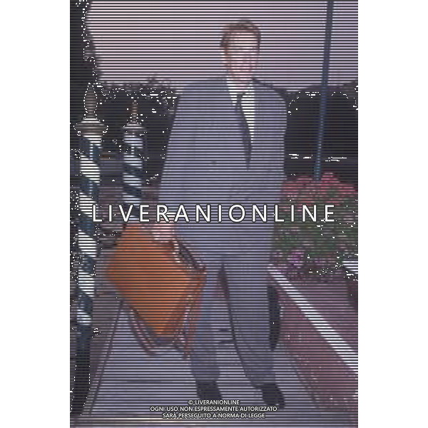 DIAP-RETROSPETTIVA DONALD SUTHERLAND ATTORE NELLA FOTO DONALD SUTHERLAND NELL\'ANNO 1991 A VENEZIA AG ALDO LIVERANI SAS 