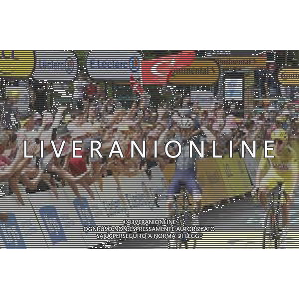 10-07-2024 Tour De France; Tappa 11 Evaux Les Bains - Le Lioran; 2024, Visma - Lease A Bike; 2024, Uae Team Emirates; Vingegaard, Jonas; Pogacar, Tadej; Le Lioran; ©SIROTTI / AGENZIA ALDO LIVERANI SAS