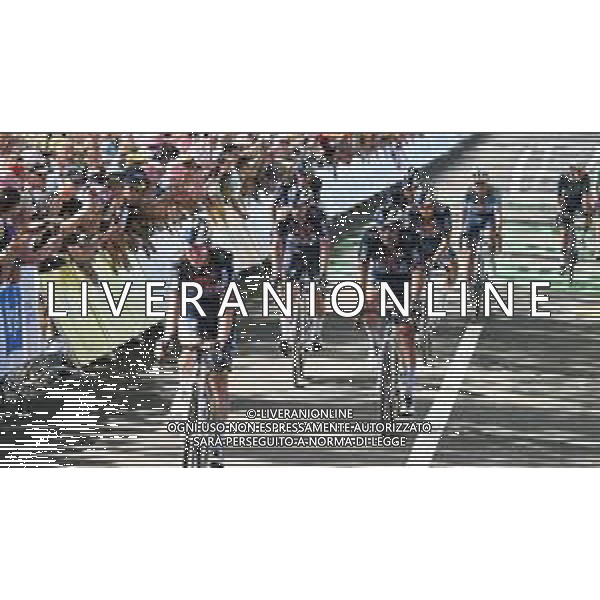 11-07-2024 Tour De France; Tappa 12 Aurillac - Villeneuve Sur Lot; 2024, Red Bull - Bora - Hansgrohe; Roglic, Primoz; Villeneuve Sur Lot; ©SIROTTI / AGENZIA ALDO LIVERANI SAS