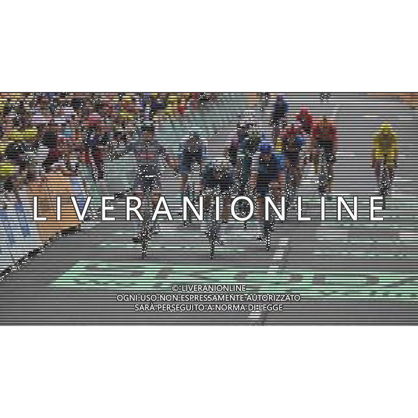 12-07-2024 Tour De France; Tappa 13 Agen - Pau; 2024, Alpecin - Deceuninck; 2024, Visma - Lease A Bike; 2024, Israel - Premier Tech; Philipsen, Jasper; Van Aert, Wout; Ackermann, Pascal; Pau; ©SIROTTI/ AGENZIA ALDO LIVERANI SAS