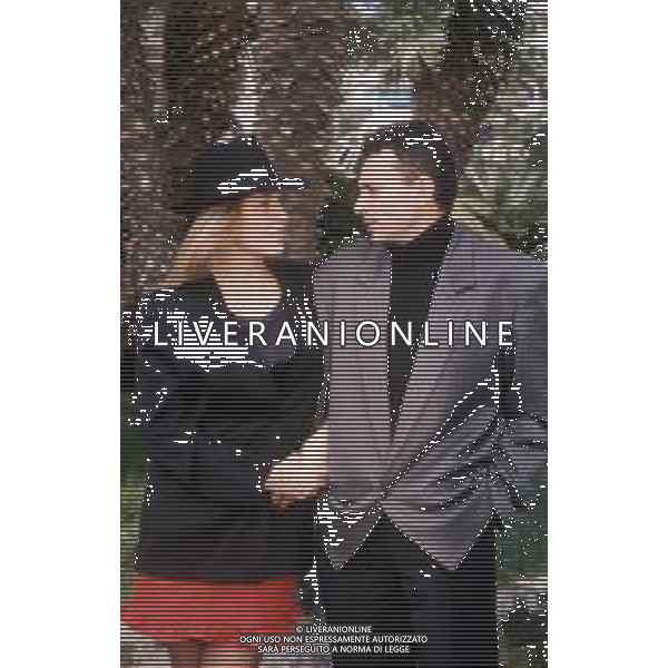 Dia-RETROSPETTIVA PINO D\'ANGIO\' CANTANTE NELLA FOTO CON MARTA MARIONI A SANREMO NELL\'ANNO 1989 AG ALDO LIVERANI SAS