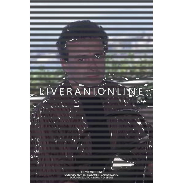 Dia-RETROSPETTIVA PINO D\'ANGIO\' CANTANTE NELLA FOTO PINO D\'ANGIO\' A SANREMO NELL\'ANNO 1989 AG ALDO LIVERANI SAS