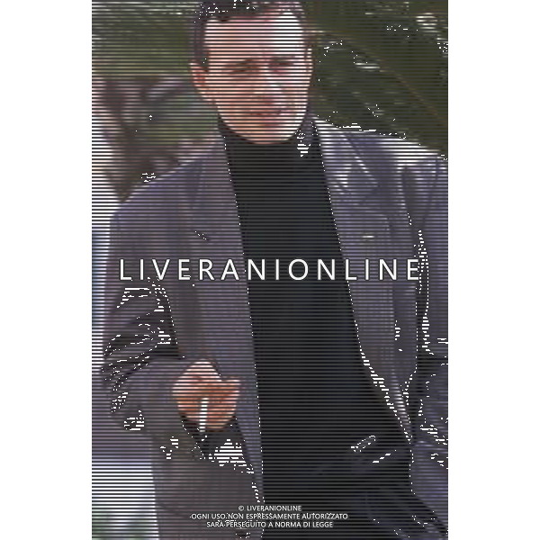 Dia-RETROSPETTIVA PINO D\'ANGIO\' CANTANTE NELLA FOTO PINO D\'ANGIO\' A SANREMO NELL\'ANNO 1989 AG ALDO LIVERANI SAS