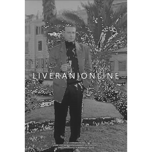 Neg-RETROSPETTIVA PINO D\'ANGIO\' CANTANTE NELLA FOTO PINO D\'ANGIO\' A SANREMO NELL\'ANNO 1989 AG ALDO LIVERANI SAS