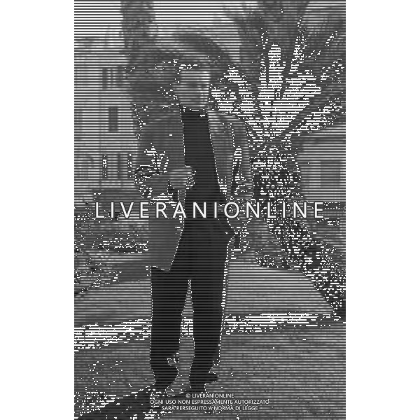 Neg-RETROSPETTIVA PINO D\'ANGIO\' CANTANTE NELLA FOTO PINO D\'ANGIO\' A SANREMO NELL\'ANNO 1989 AG ALDO LIVERANI SAS