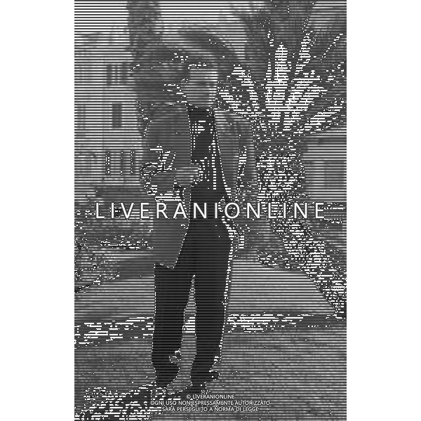 Neg-RETROSPETTIVA PINO D\'ANGIO\' CANTANTE NELLA FOTO PINO D\'ANGIO\' A SANREMO NELL\'ANNO 1989 AG ALDO LIVERANI SAS