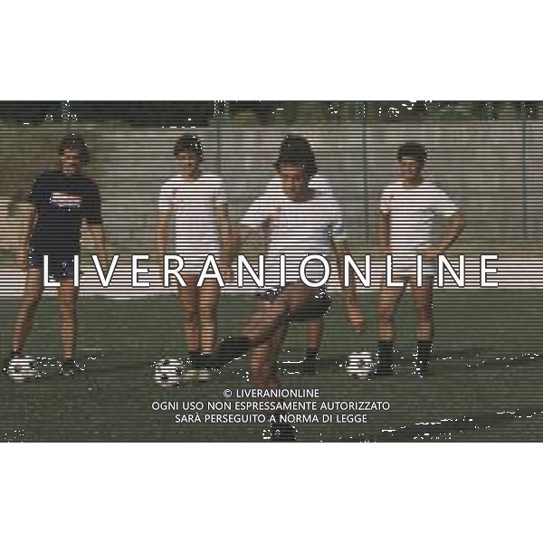 DIAP-RETROSPETTIVA ELIO FORTUNATO CALCIATORE NELLA FOTO ELIO FORTUNATO CON LA MAGLIA DEL PERUGIA CALCIO AG ALDO LIVERANI SAS