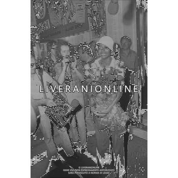 Neg- RETROSPETTIVA DIANA ROSS CANTANTE NELLA FOTO DIANA ROSS AL FESTIVAL DI CANNES NELL\'ANNO 1973 AG ALDO LIVERANI SAS