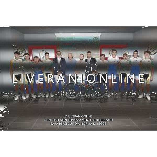 IMOLA 16 07 2024 AUTODROMO ENZO E DINO FERRARI CONFERENZA STAMPA \'28∞GP FABBI IMOLA\' DUE GIORNI DI CICLISMO GIOVANILE E PARACICLISMO CAT.GIOVANISSIMI ESORDIENTI ALLIEVI E JUNIORES NELLA FOTO LUCA MEDRI PRESIDENTE CICLISTICA SANTERNO ANDREA GRILLINI PRESIDENTE OMNIA CICLISMO IMOLA SINDACO MARCO PANIERI DIRETTORE DELL\'AUTODROMO PIETRO BENVENUTI E I RAGAZZI IMOLESI CHE PARTECIPANO LA GARA CICLISTICA ©SANNA / AGENZIA ALDO LIVERANI SAS