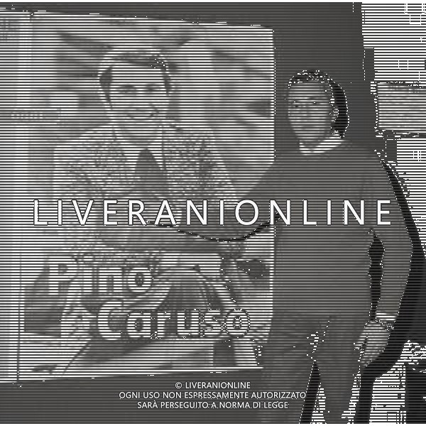 Neg- Giuseppe Caruso, detto Pino, attore e scrittore italiano - Retrospettiva nella foto al Teatro Ciak di Milano nell’anno 1979 © Archivio / AGENZIA ALDO LIVERANI SAS