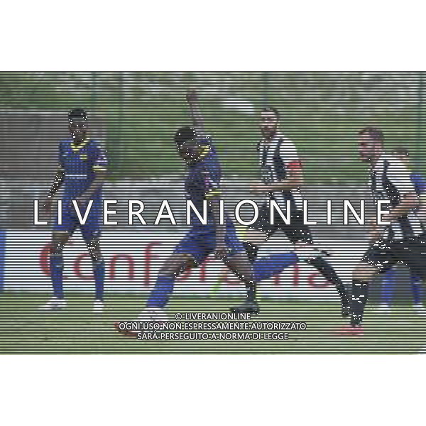 Daniel Mosquera of Hellas Verona during Hellas Verona FC vs FC Rovereto, 2° Test Match, at Centro Sportivo \'La Pineta\' on Folgaria (TN), on July 21, 2024. (Photo by Davide Casentini)/AGENZIA ALDO LIVERANI SAS