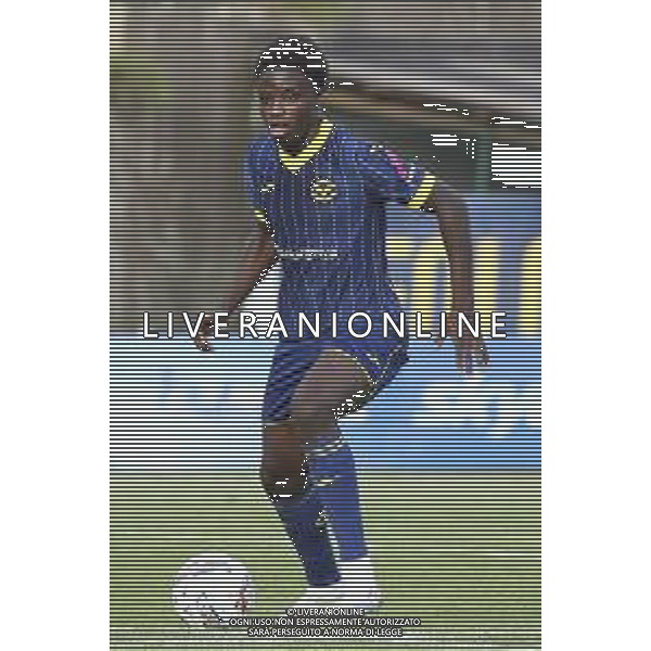 Alphadjo Cissè of Hellas Verona play the ball during Hellas Verona FC vs FC Rovereto, 2° Test Match, at Centro Sportivo \'La Pineta\' on Folgaria (TN), on July 21, 2024. (Photo by Davide Casentini)/AGENZIA ALDO LIVERANI SAS