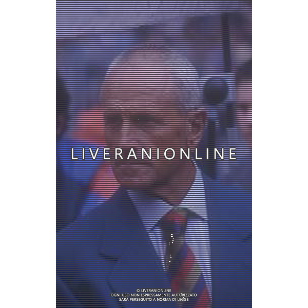 DIAP- RETROSPETTIVA ENZO MAIORCA APNEISTA NELLA FOTO ENZO MAIORCA NELL\'ANNO 1992 ALLO STADIO DELLE ALPI NELL\'ANNO 1992 AG ALDO LIVERANI SAS 
