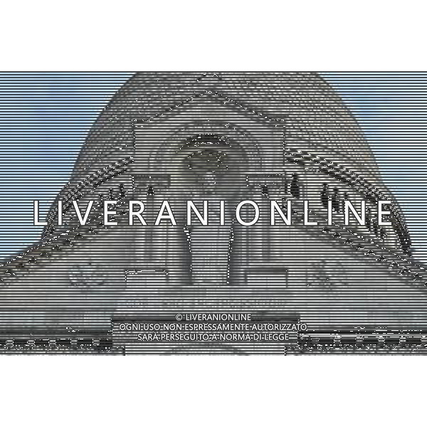 Parigi (FRA) 25-07-2024 Panoramiche della città nei giorni delle Olimpiadi nella foto un particolare della Basilica del Sacro Cuore a Montmartre foto Roberto Garavaglia/Agenzia Aldo Liverani sas