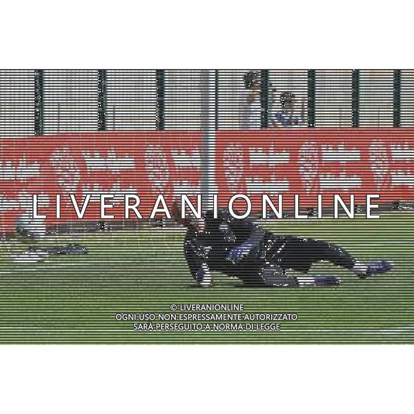 Chatillon (Ao) 25.07.2024 Stadio E.Brunod ©Manuela Viganti/Agenzia Aldo Liverani Cagliari vs Como Amichevole Precampionato stagione 2024/2025 Nella foto: pepe reina ©VIGANTI/AG ALDO LIVERANI SAS