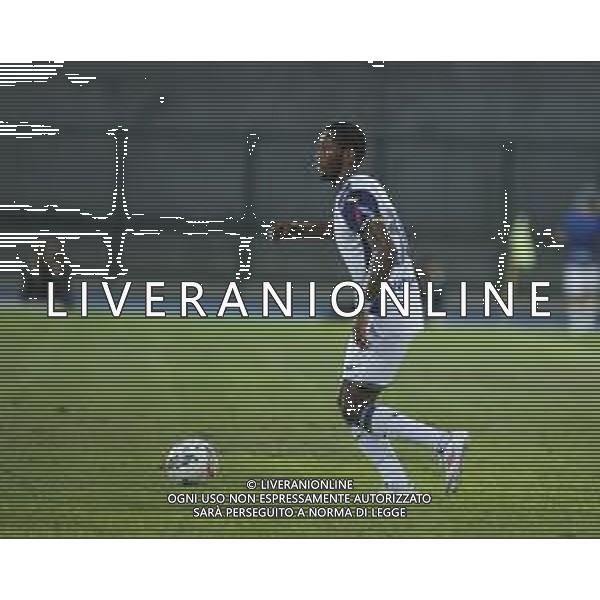 Jayden Braaf of Hellas Verona FC play the ball during Hellas Verona FC vs Feralpisalò FC, 4° Test Match, at stadio "Quercia" in Rovereto (TN), on July 27, 2024. (Photo by Davide Casentini)/AGENZIA ALDO LIVERANI SAS