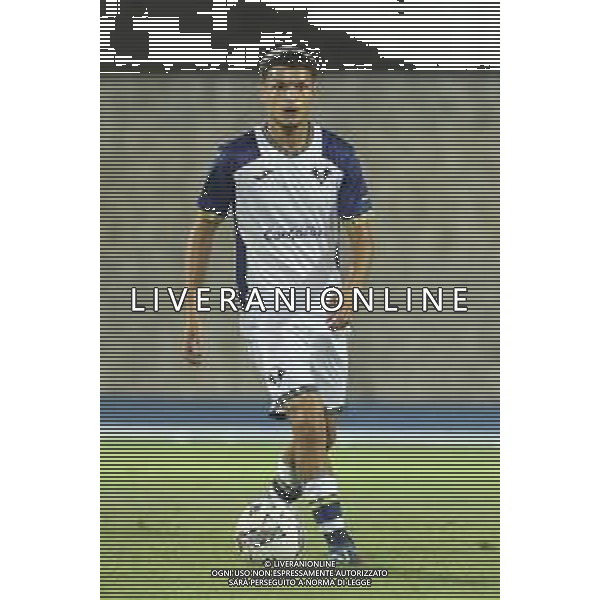 Reda Belahyane of Hellas Verona play the ball during Hellas Verona FC vs Feralpisalò FC, 4° Test Match, at stadio "Quercia" in Rovereto (TN), on July 27, 2024. (Photo by Davide Casentini)/AGENZIA ALDO LIVERANI SAS