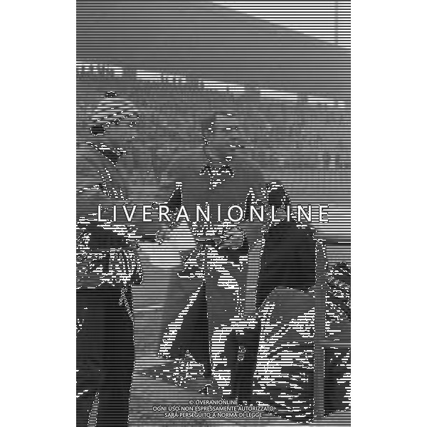 Neg- RETROSPETTIVA CHIAPPELLA GIUSEPPE ALLENATORE CALCIO NELLA FOTO IN PANCHINA ALLENATORE PESCARA CALCIO NELL’ANNO 1981-1982 AG ALDO LIVERANI SAS
