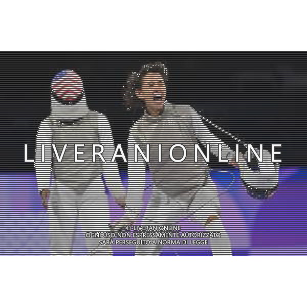 Olimpiadi Parigi 2024 - Scherma nella foto Lee Kiefer (USA) esulta dopo la vittoria Parigi (FRA) 28-07-2024 Grand Palais Finale per il primo posto medaglia d\'oro fioretto femminile individuale foto Roberto Garavaglia/Agenzia Aldo Liverani sas