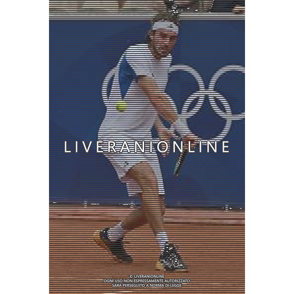 Olimpiadi Parigi 2024 - Tennis nella foto Stefanos Tsitsipas (GRE) Parigi (FRA) 31-07-2024 Stadio Roland Garros Incontro tra Stefanos Tsitsipas (GRE) e Sebastian Baez (ARG) Terzo turno tabellone singolare maschile foto Roberto Garavaglia/Agenzia Aldo Liverani sas