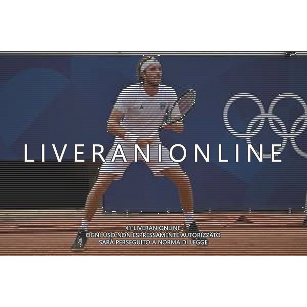 Olimpiadi Parigi 2024 - Tennis nella foto Stefanos Tsitsipas (GRE) Parigi (FRA) 31-07-2024 Stadio Roland Garros Incontro tra Stefanos Tsitsipas (GRE) e Sebastian Baez (ARG) Terzo turno tabellone singolare maschile foto Roberto Garavaglia/Agenzia Aldo Liverani sas