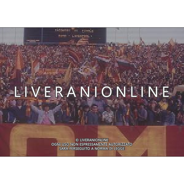 DIAP-1983 ROMA-TIFOSI ROMA DURANTE LA FINALE DI COPPA CAMPIONI ROMA-LIVERPOOL AG ALDO LIVERANI SAS