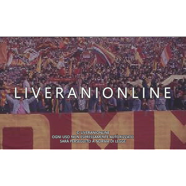 DIAP-1983 ROMA-TIFOSI ROMA DURANTE LA FINALE DI COPPA CAMPIONI ROMA-LIVERPOOL AG ALDO LIVERANI SAS