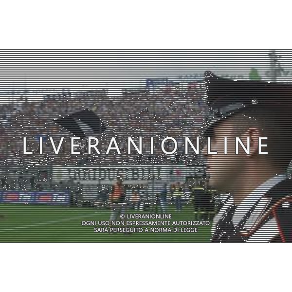 PERUGIA - JUVENTUS CAMPIONATO CALCIO SERIE A - 14 MAGGIO 2000 NELLA FOTO CARABINIERI A BORDO CAMPO ©AGENZIA ALDO LIVERANI SAS