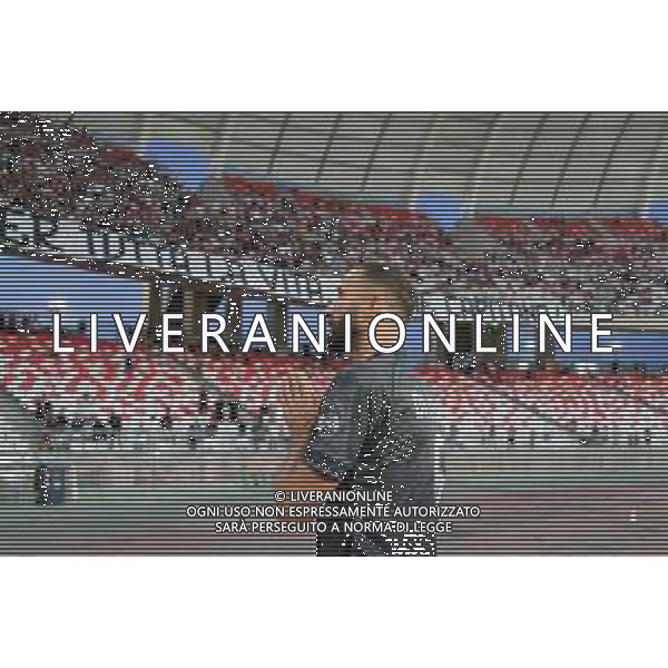 TVEM-Valerio Di Cesare of SSC Bari greet the fans during the friendly match between SSC Bari and US Salernitana 1919 at San Nicola Stadium on July 31, 2024 in Bari, Italy. Photo by Emmanuele Mastrodonato/ag. Aldo Liverani sas