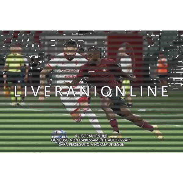 TVEM-Kallon of US Salernitana 1919 in action against Emanuele Matino of SSC Bari during the friendly match between SSC Bari and US Salernitana 1919 at San Nicola Stadium on July 31, 2024 in Bari, Italy. Photo by Emmanuele Mastrodonato/ag. Aldo Liverani sas