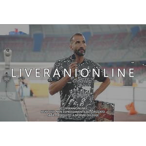 TVEM-Valerio Di Cesare of SSC Bari greet the fans during the friendly match between SSC Bari and US Salernitana 1919 at San Nicola Stadium on July 31, 2024 in Bari, Italy. Photo by Emmanuele Mastrodonato/ag. Aldo Liverani sas