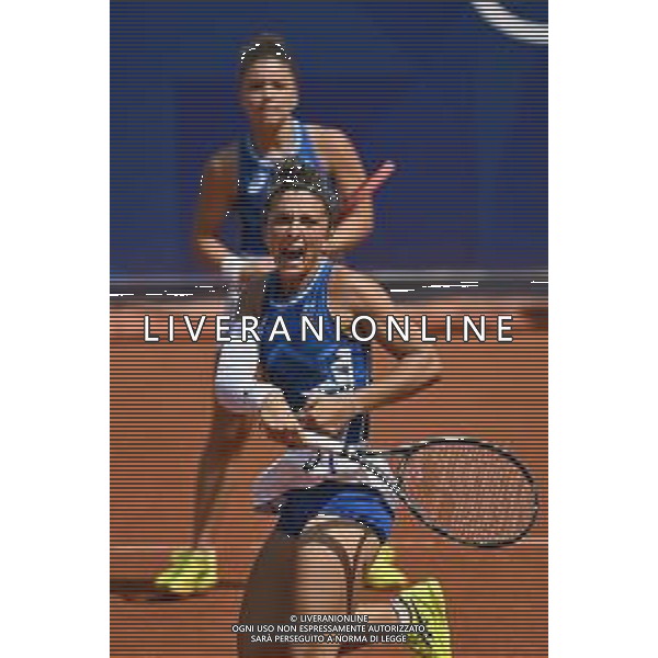 Olimpiadi Parigi 2024 - Tennis nella foto Sara Errani (ITA) e dietro Jasmine Paolini (ITA) Parigi (FRA) 02-08-2024 Stadio Roland Garros Sara Errani (ITA) e Jasmine Paolini (ITA) vs Karolina Muchova (CZE) e Linda Noskova (CZE) Semifinale tabellone del doppio femminile foto Roberto Garavaglia/Agenzia Aldo Liverani sas